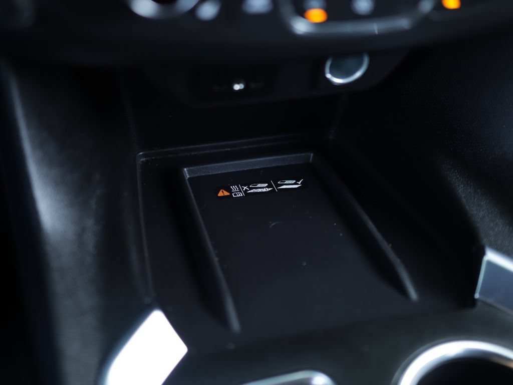 Used 2023 Chevrolet Traverse LT FWD image 17