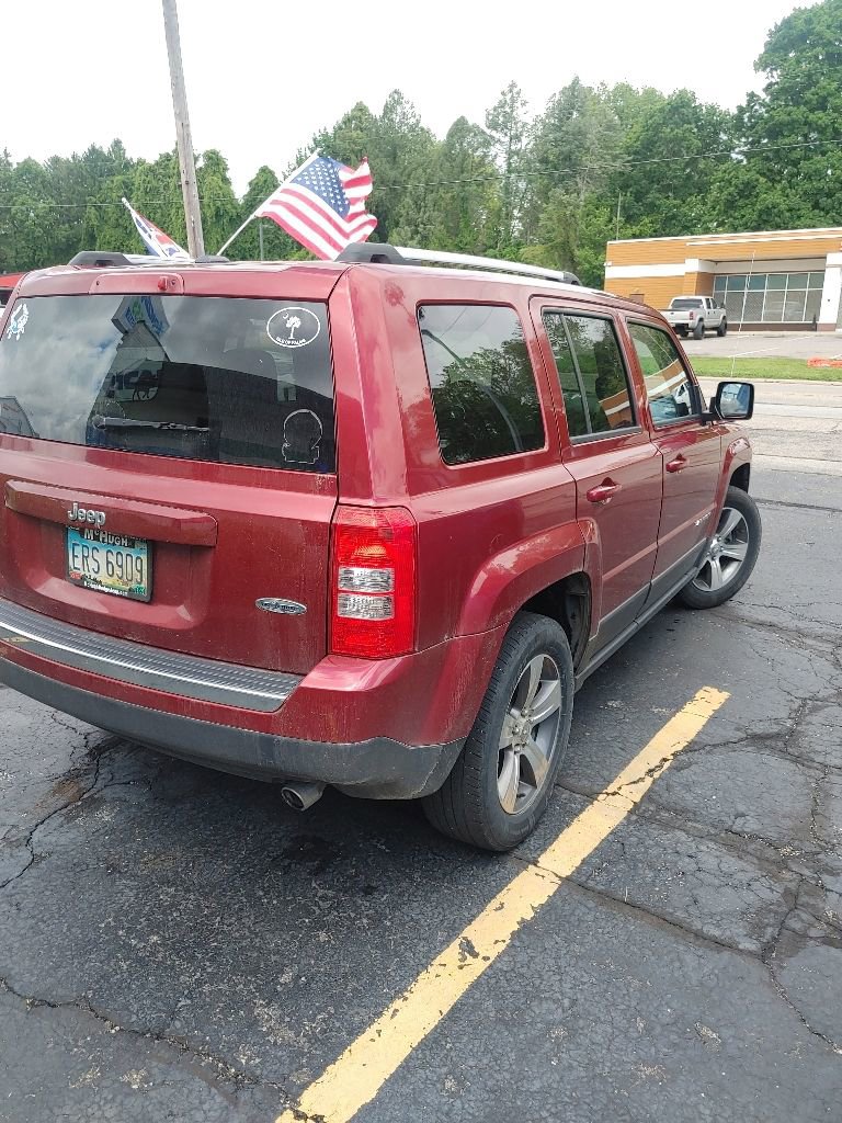 Used 2016 Jeep Patriot High Altitude AWD/4WD image 5