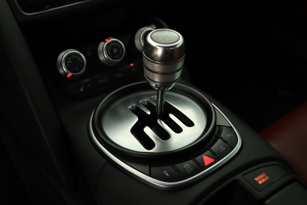 Used 2011 Audi R8 V10 AWD/4WD image 19
