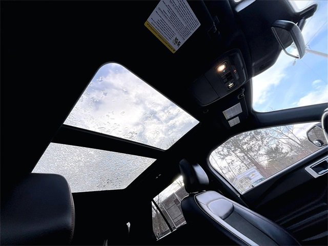 Used 2022 Ford Explorer ST-Line w/ Class IV Trailer Tow Package image 18