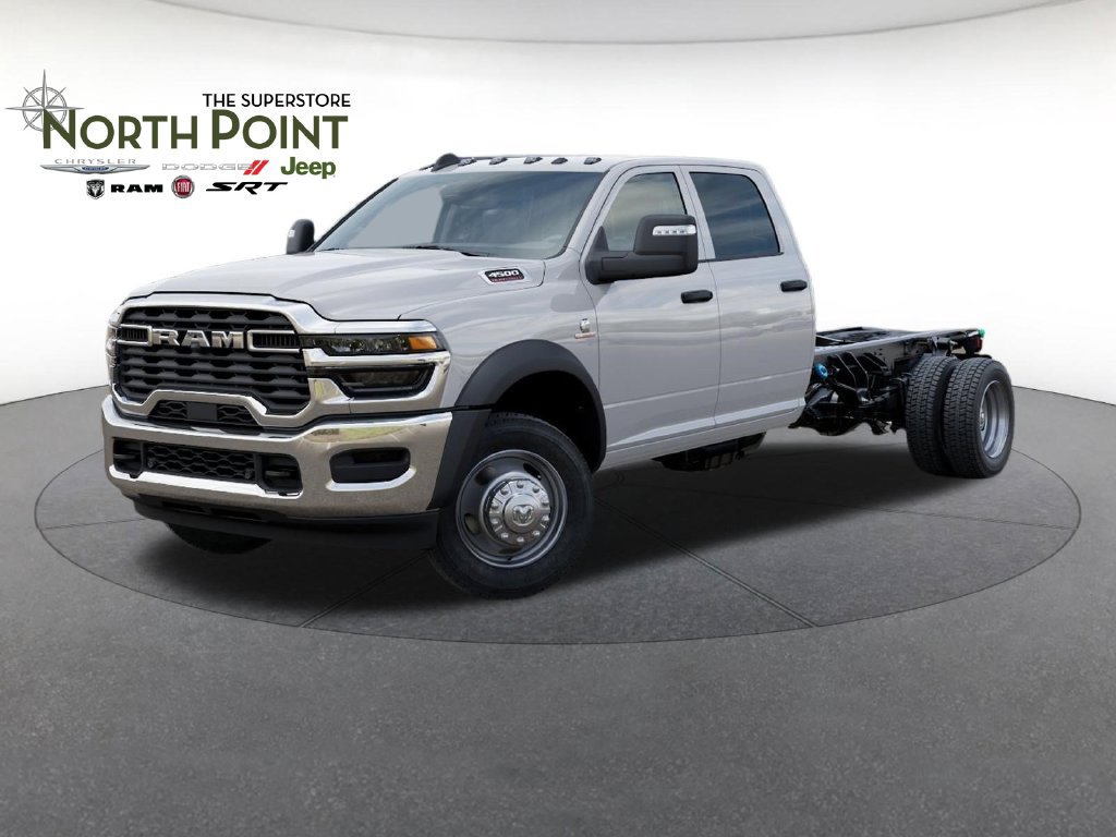 New 2026 RAM 4500 Tradesman w/ Chrome Appearance Group