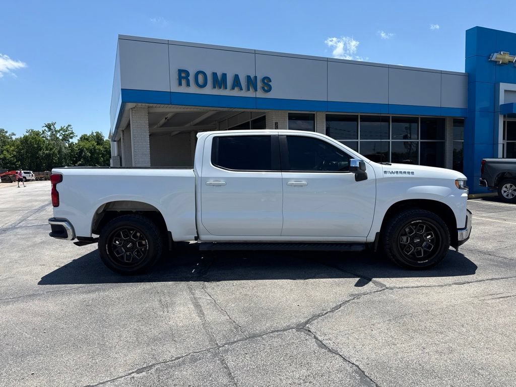 Used 2019 Chevrolet Silverado 1500 LT w/ All-Star Edition RWD image 2