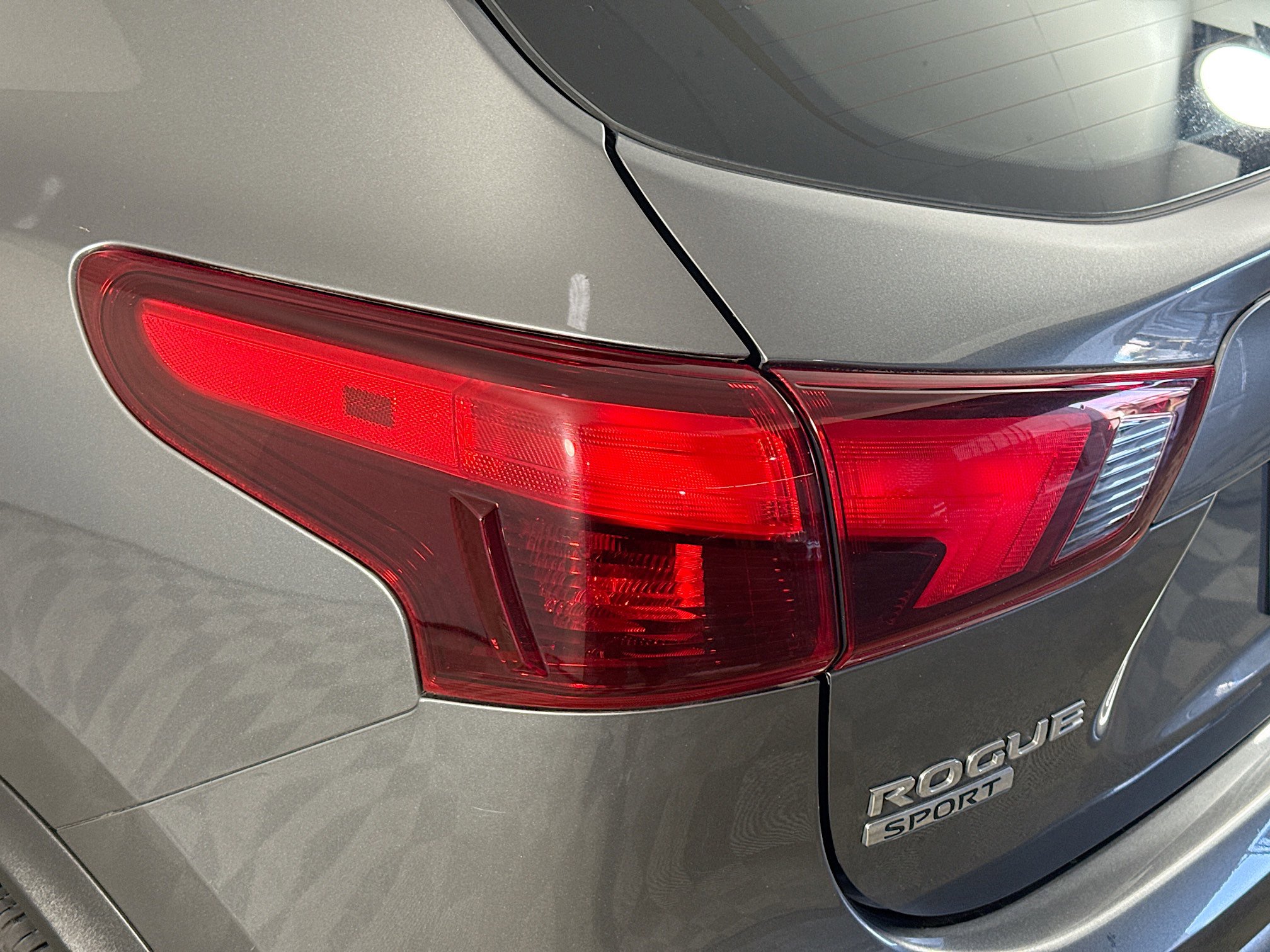 Used 2019 Nissan Rogue Sport SL w/ Premium Package image 36