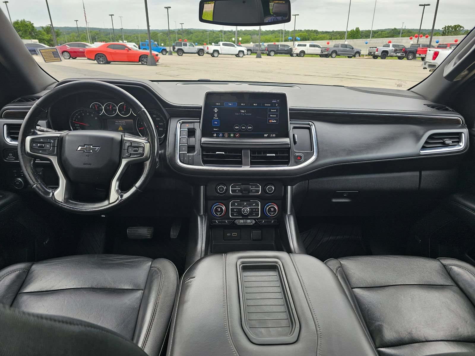 Used 2021 Chevrolet Tahoe Z71 AWD/4WD image 27