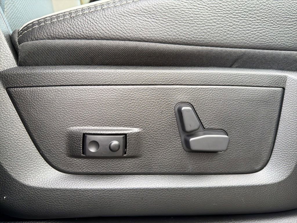 New 2026 RAM 2500 Limited image 28