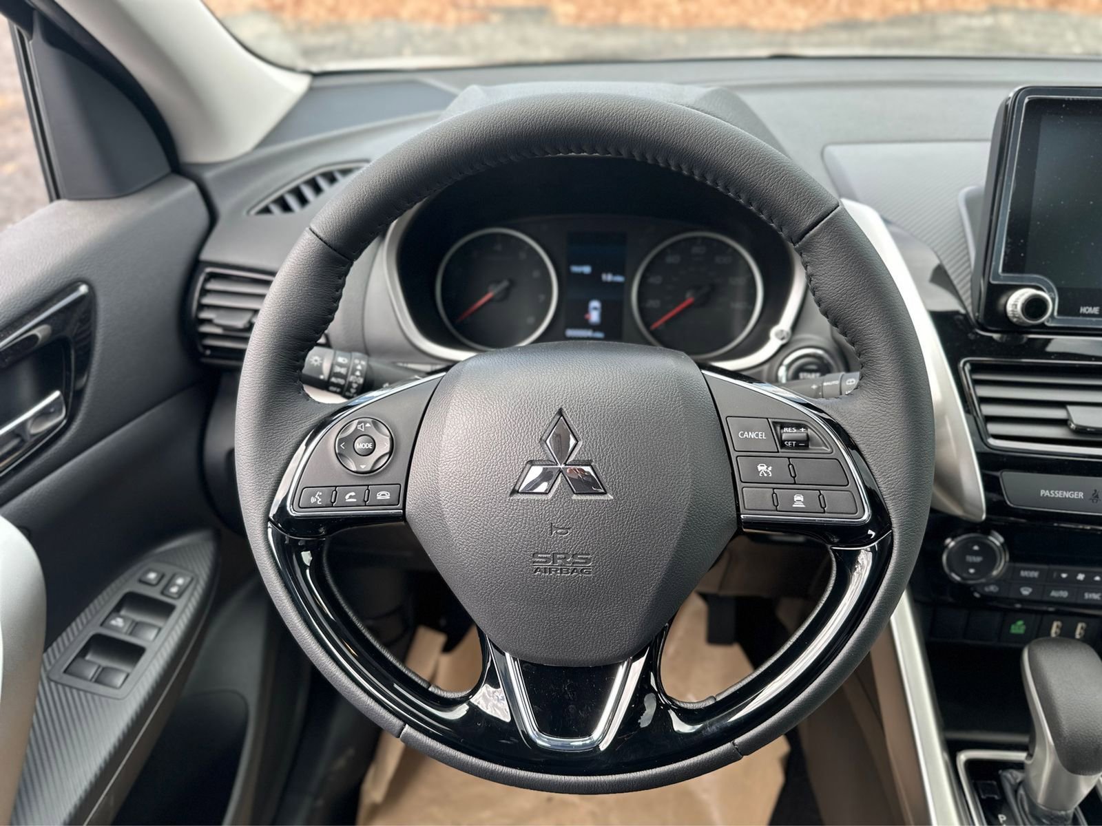 New 2025 Mitsubishi Eclipse Cross SE image 28