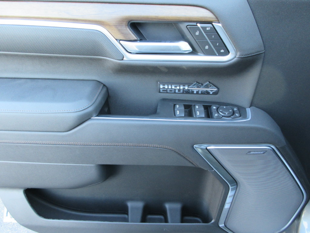 New 2026 Chevrolet Silverado 1500 High Country AWD/4WD image 25
