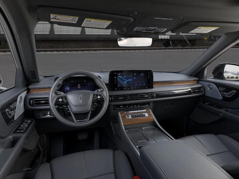 New 2026 Lincoln Aviator Reserve w/ Luxury Package image 9