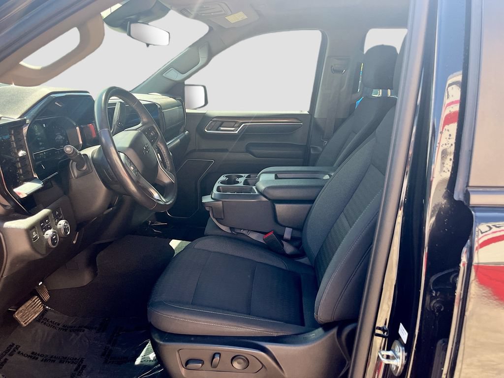 Used 2022 Chevrolet Silverado 1500 RST AWD/4WD image 22