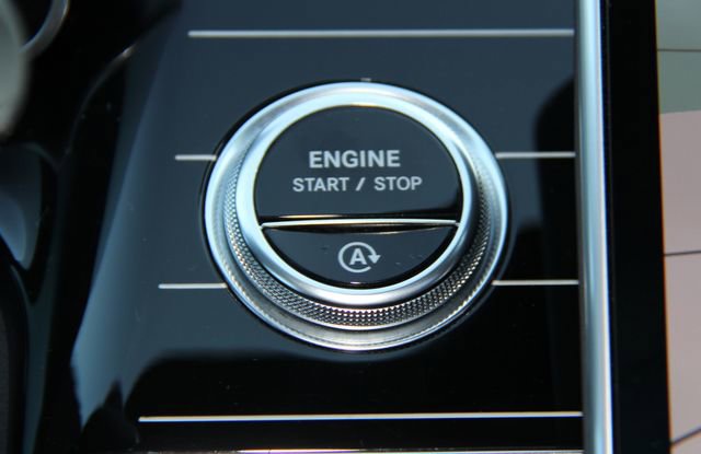 Used 2022 Mercedes-Benz S 580 4MATIC Sedan image 30