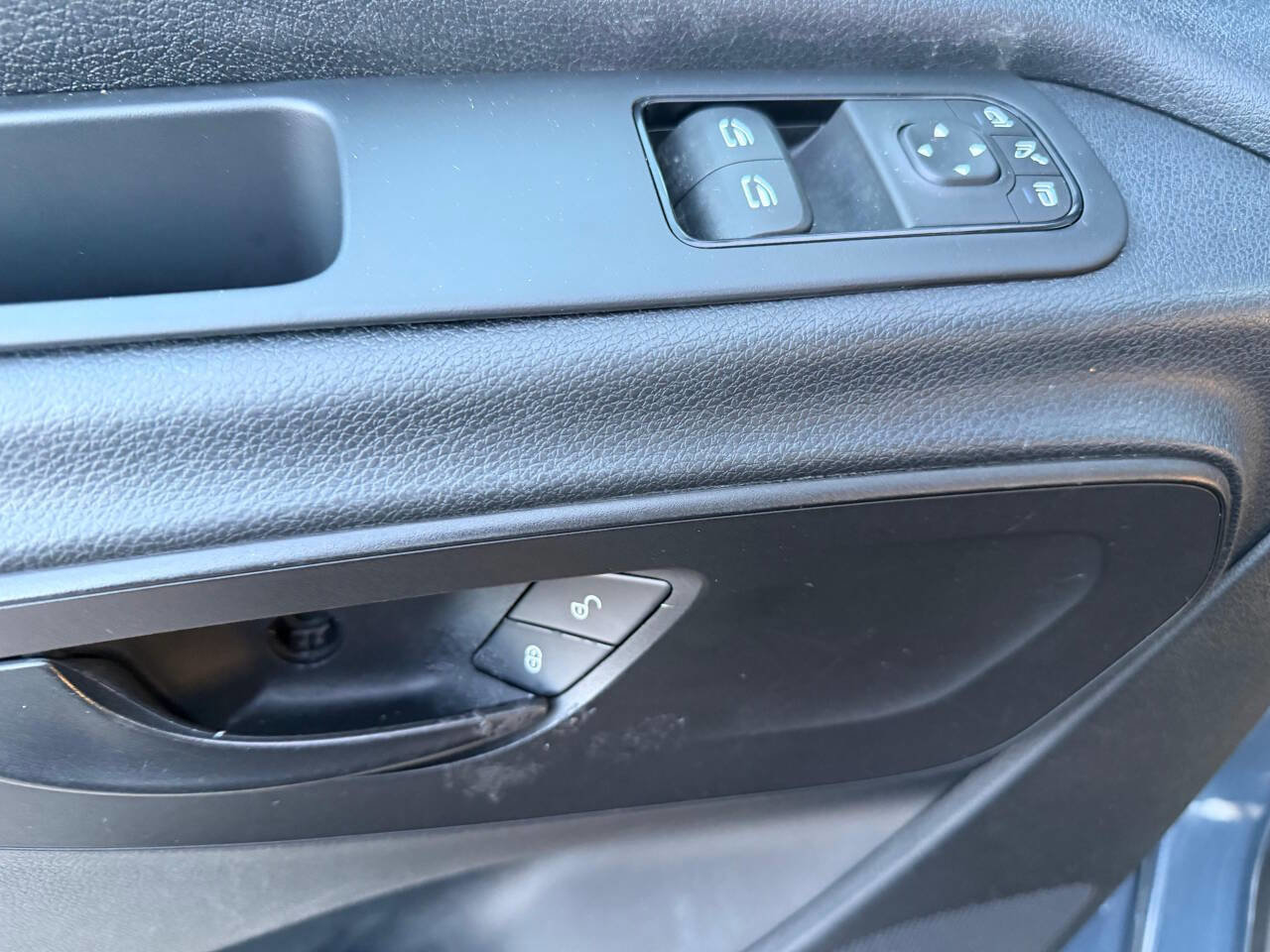 Used 2019 Mercedes-Benz Sprinter 144 image 21