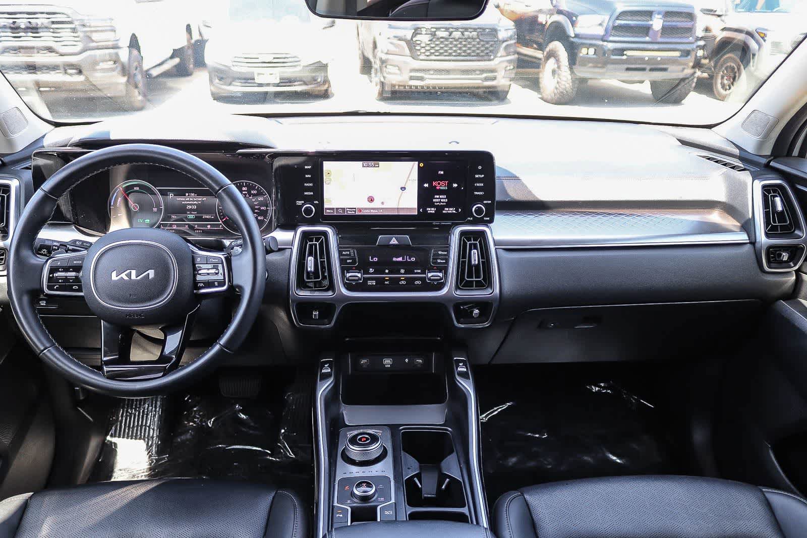Used 2023 Kia Sorento EX AWD/4WD image 12