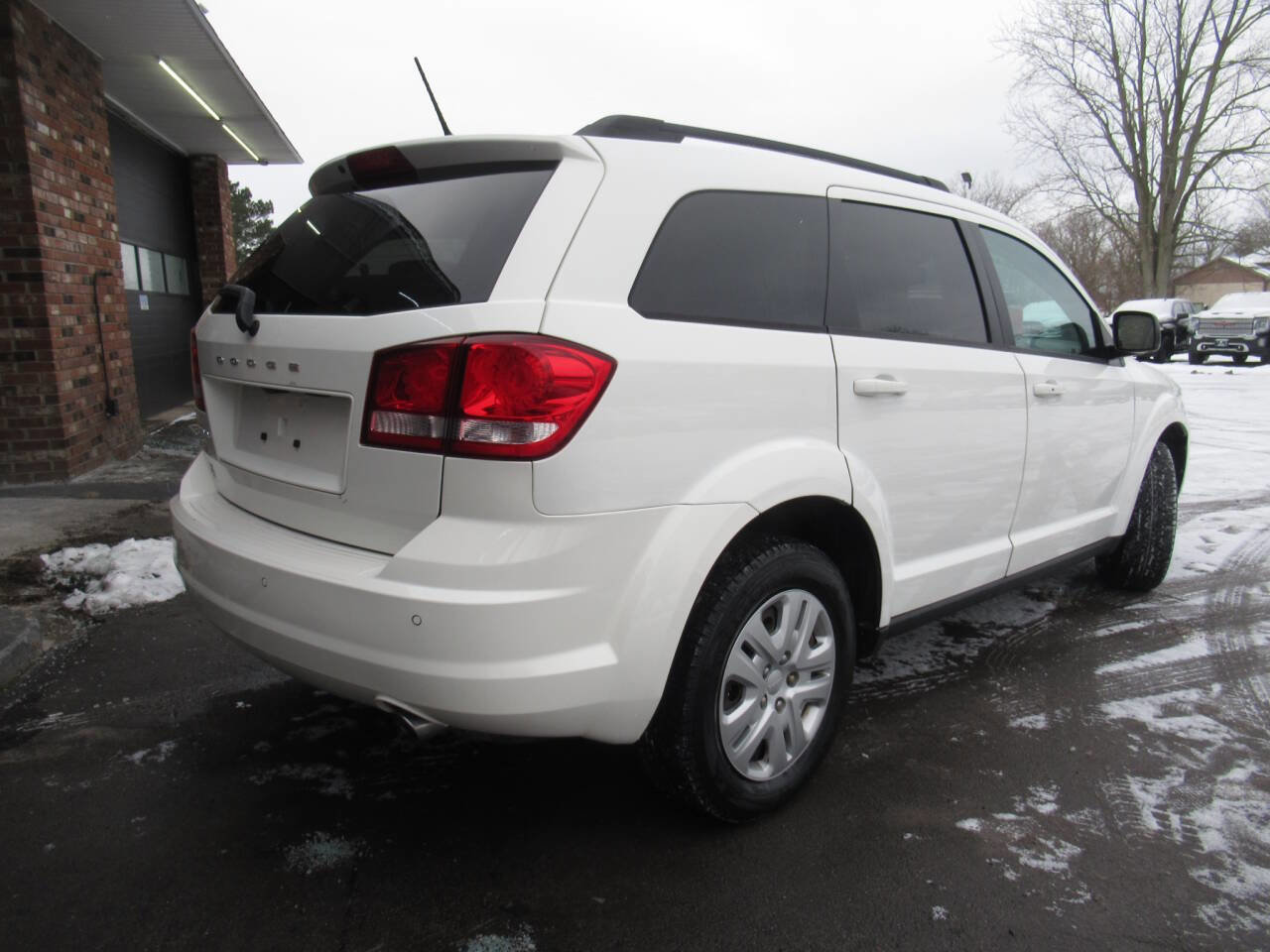 Used 2016 Dodge Journey SE w/ Safe & Sound Group image 9