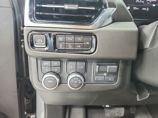 Used 2025 GMC Yukon Elevation w/ Elevation Premium Package AWD/4WD image 26