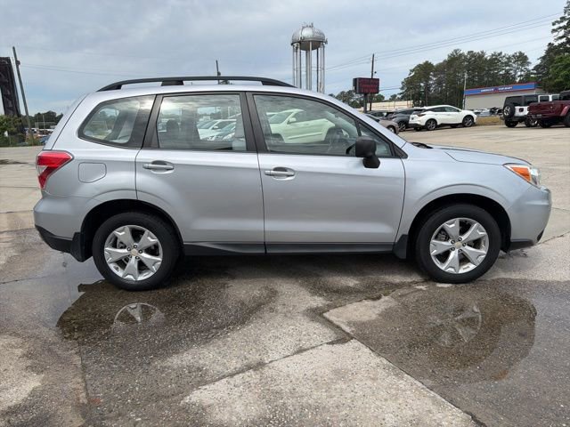 Used 2015 Subaru Forester 2.5i w/ Alloy Wheel Package AWD/4WD image 4