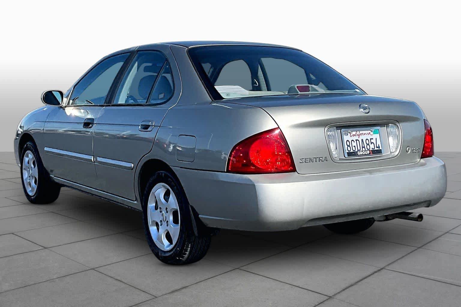 Used 2004 Nissan Sentra S FWD image 11