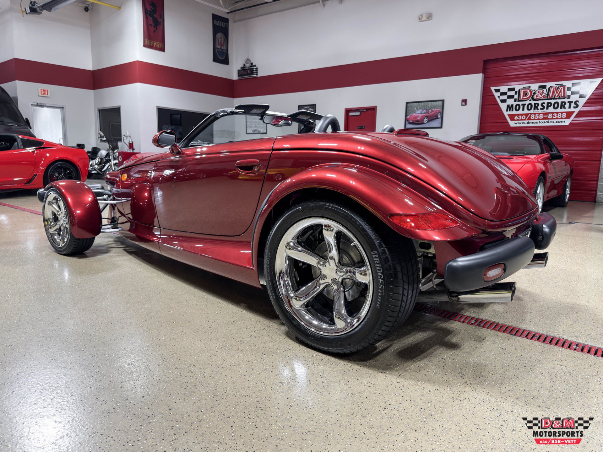 Used 2002 Chrysler Prowler RWD image 3