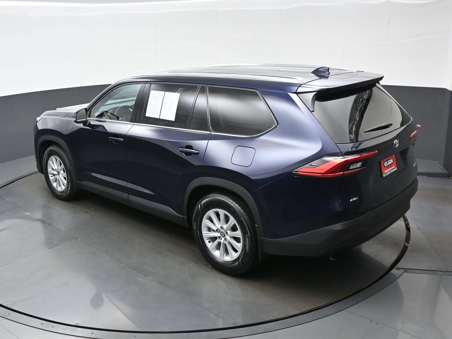 Used 2024 Toyota Grand Highlander AWD image 39