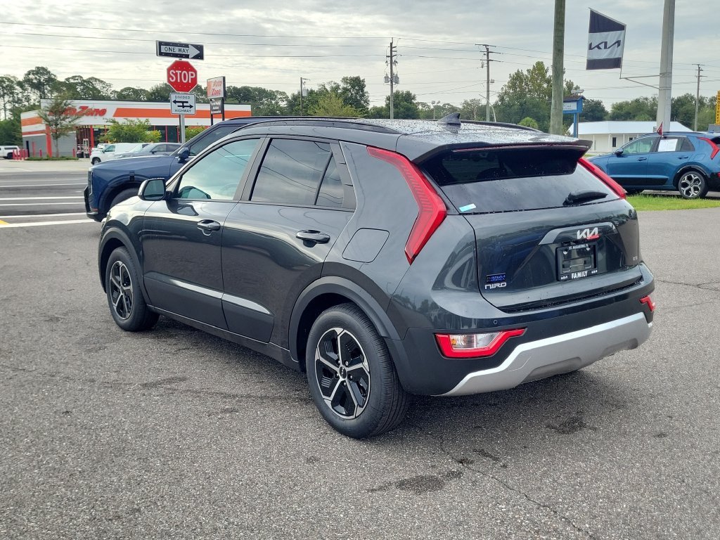 New 2026 Kia Niro EX w/ EX Premium Package FWD image 4