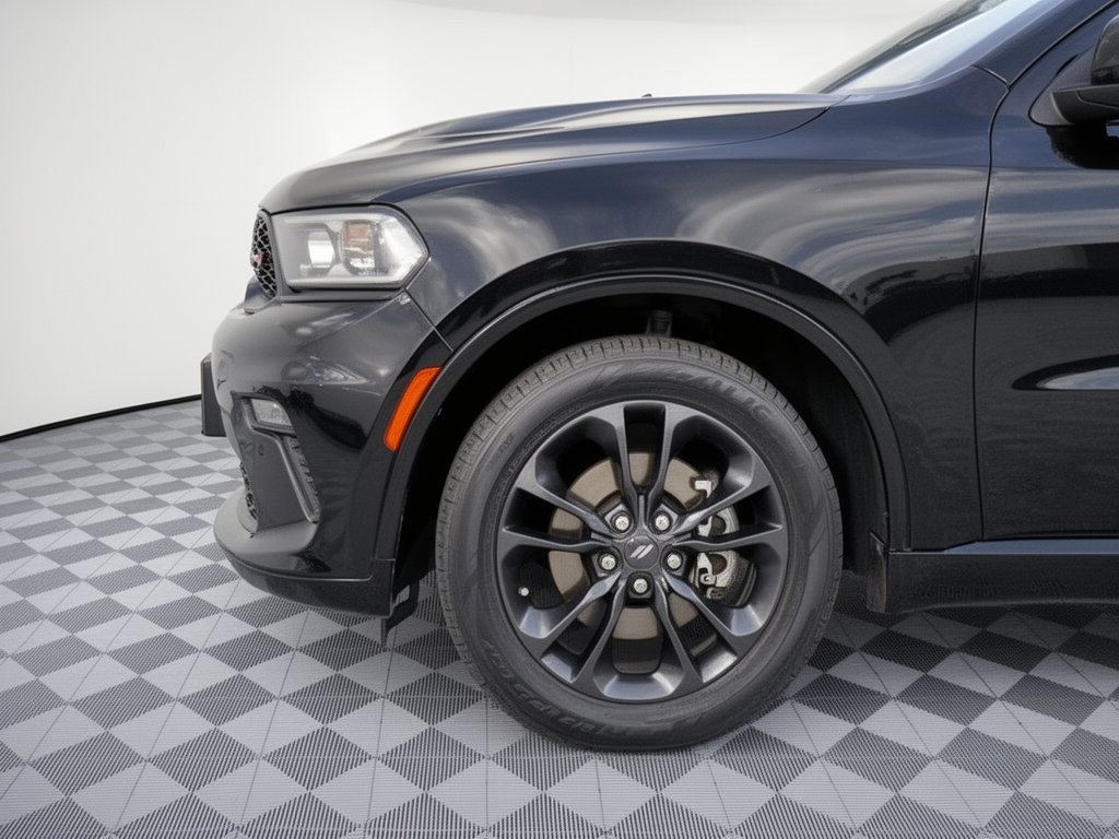 Used 2023 Dodge Durango GT RWD image 13
