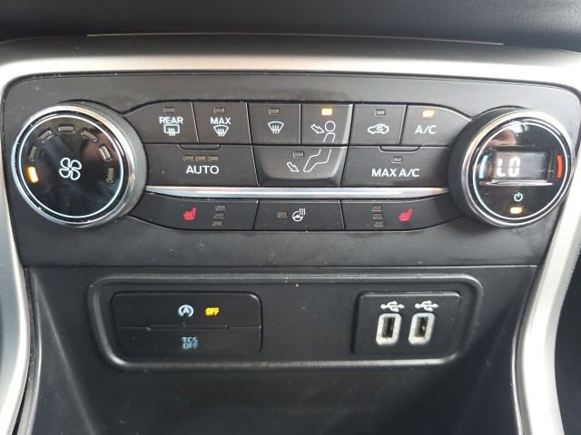 Used 2020 Ford EcoSport Titanium image 19