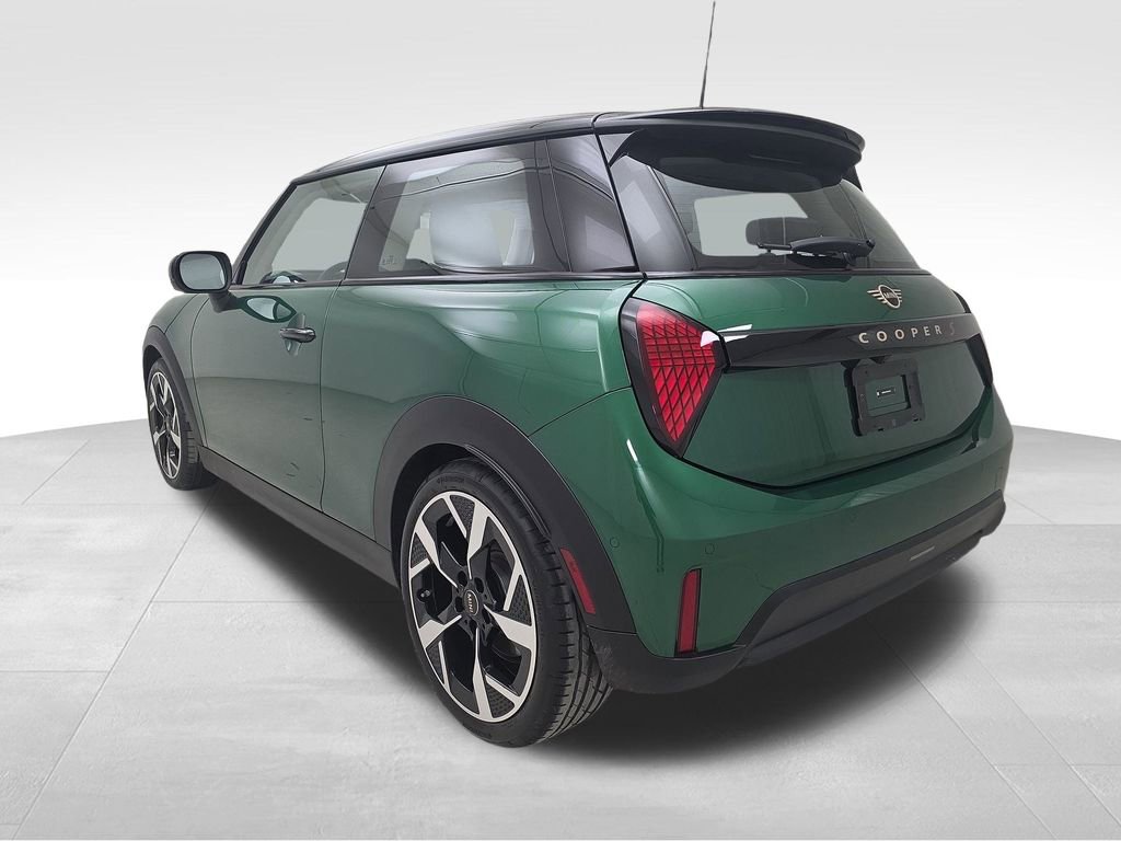 Used 2025 MINI Cooper S FWD image 8