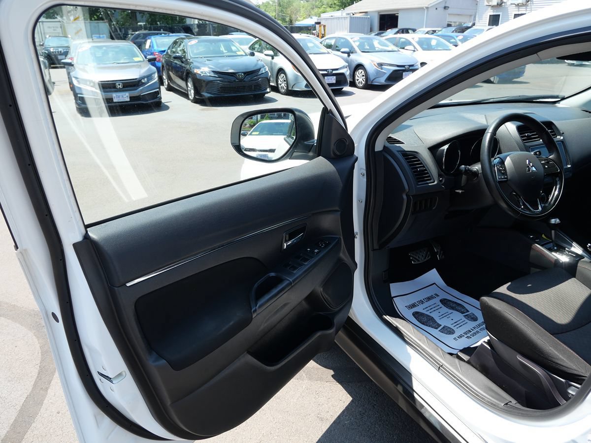 Used 2019 Mitsubishi Outlander Sport AWD image 16