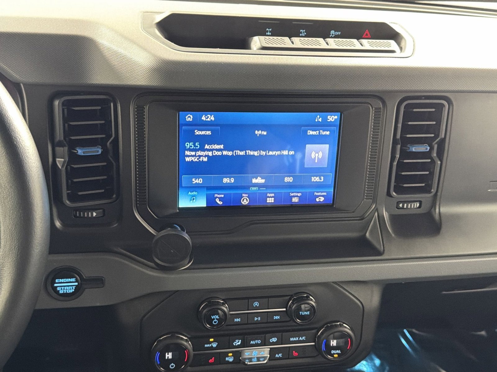 Used 2023 Ford Bronco Black Diamond image 18