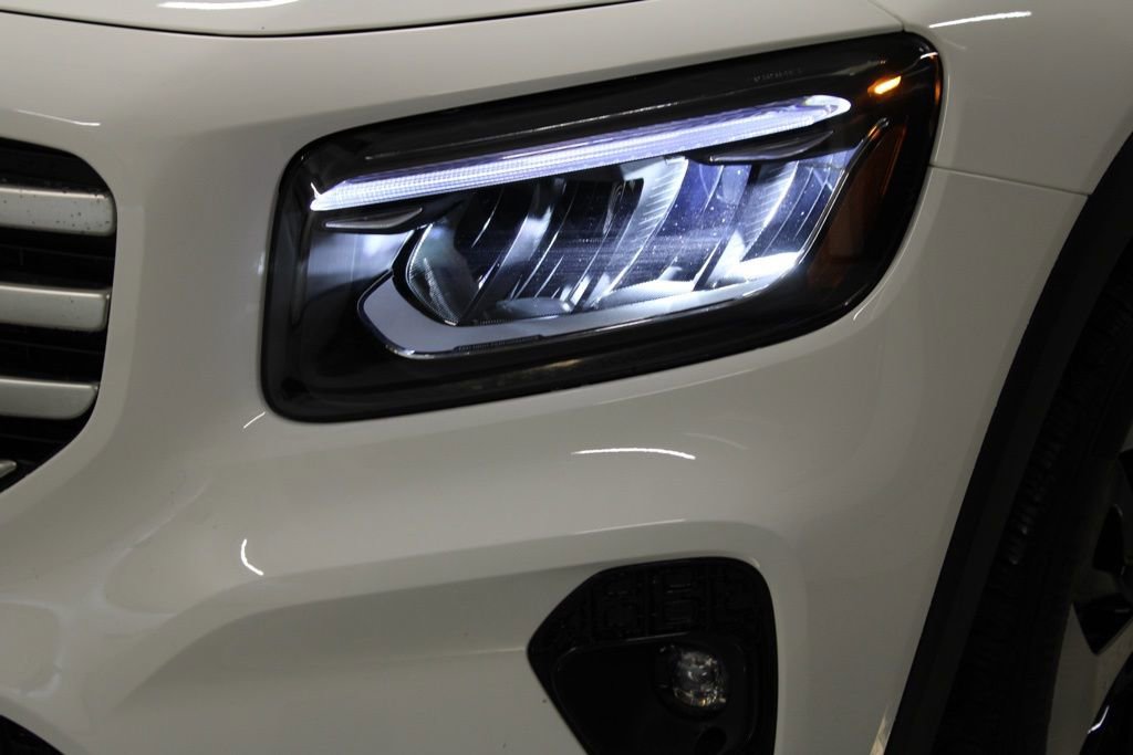 Certified 2026 Mercedes-Benz GLB 250 4MATIC image 7