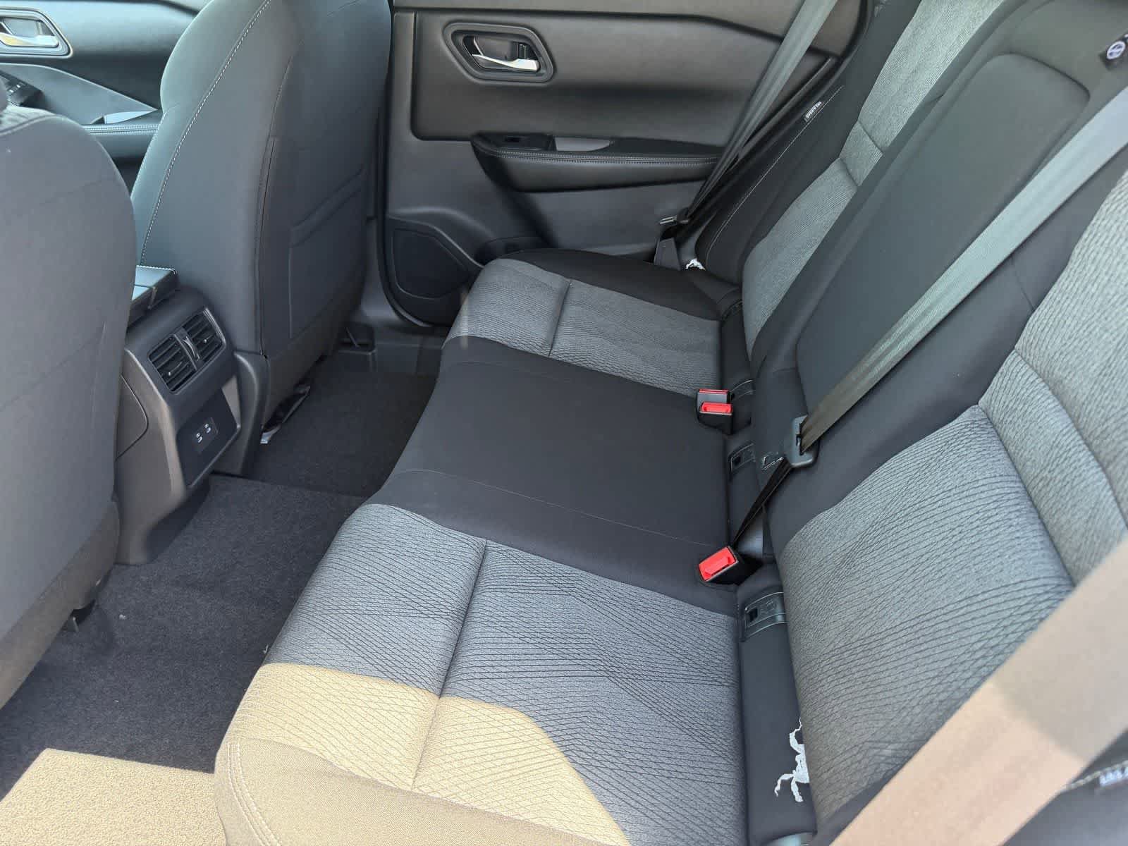 New 2026 Nissan Rogue SV FWD image 13