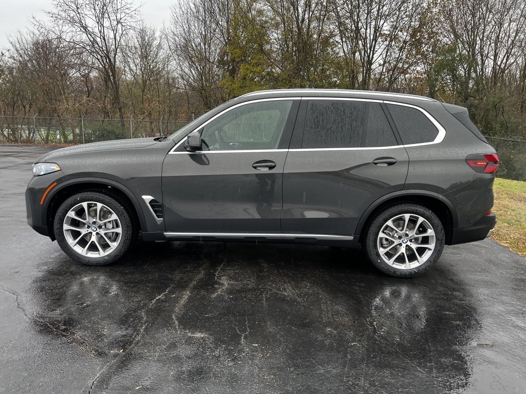 New 2026 BMW X5 xDrive40i w/ Premium Package image 8