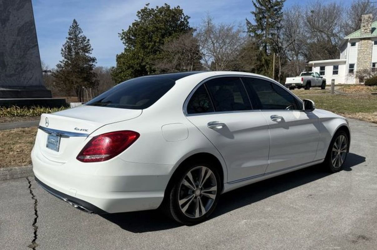 Used 2015 Mercedes-Benz C 300 4MATIC Sedan image 7
