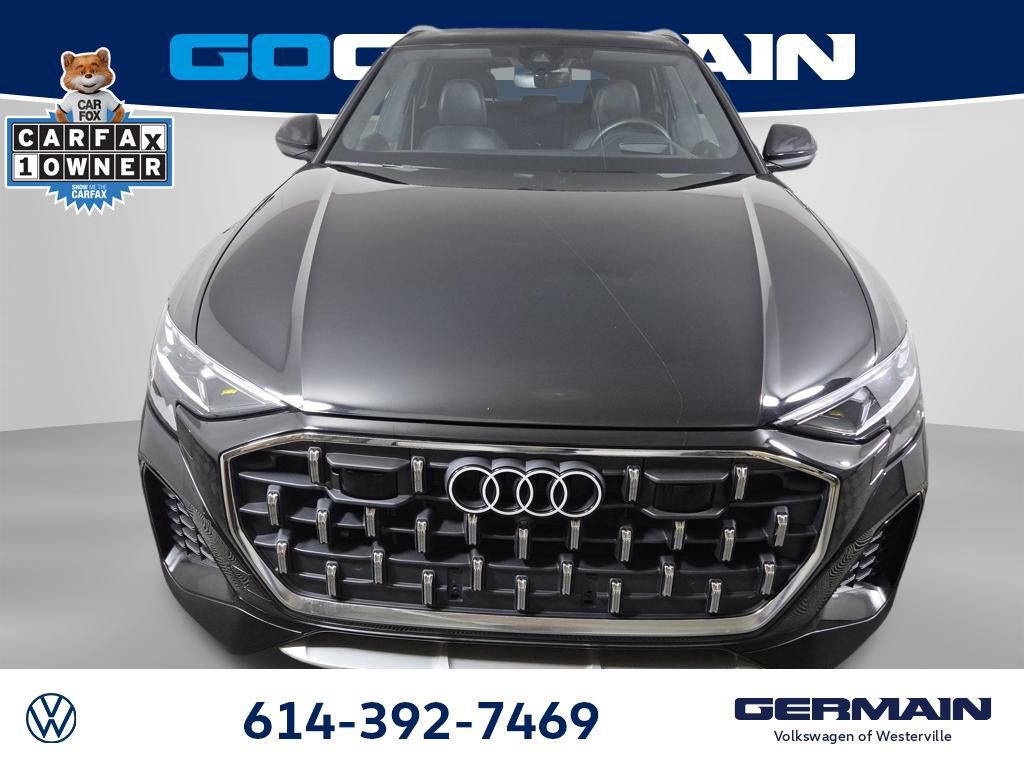 Used 2024 Audi Q8 Prestige w/ Prestige Package image 3
