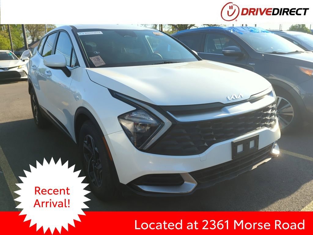 Used 2023 Kia Sportage LX image 1