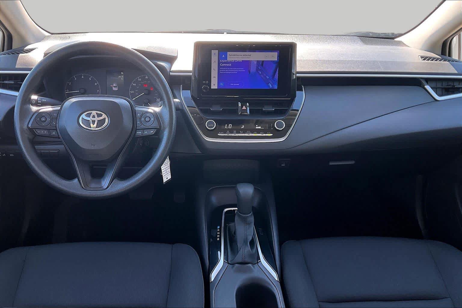 Used 2025 Toyota Corolla LE FWD image 15