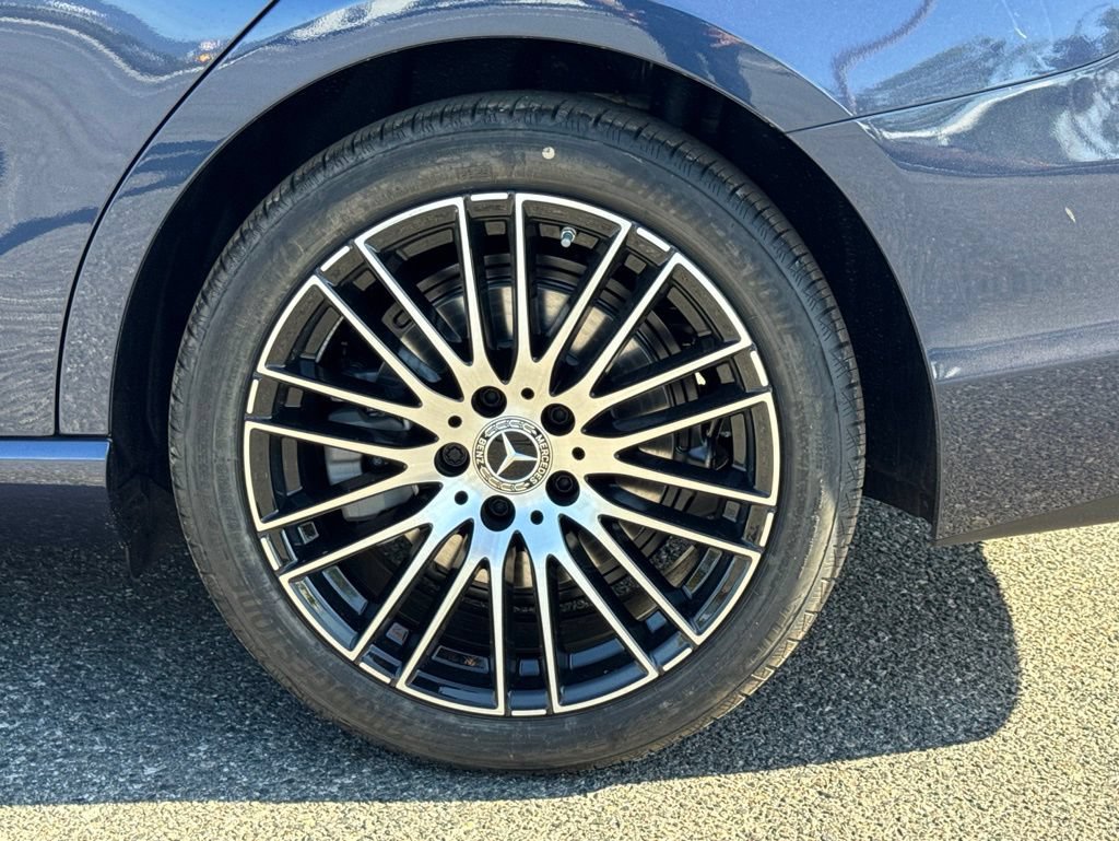 New 2026 Mercedes-Benz C 300 Sedan image 14