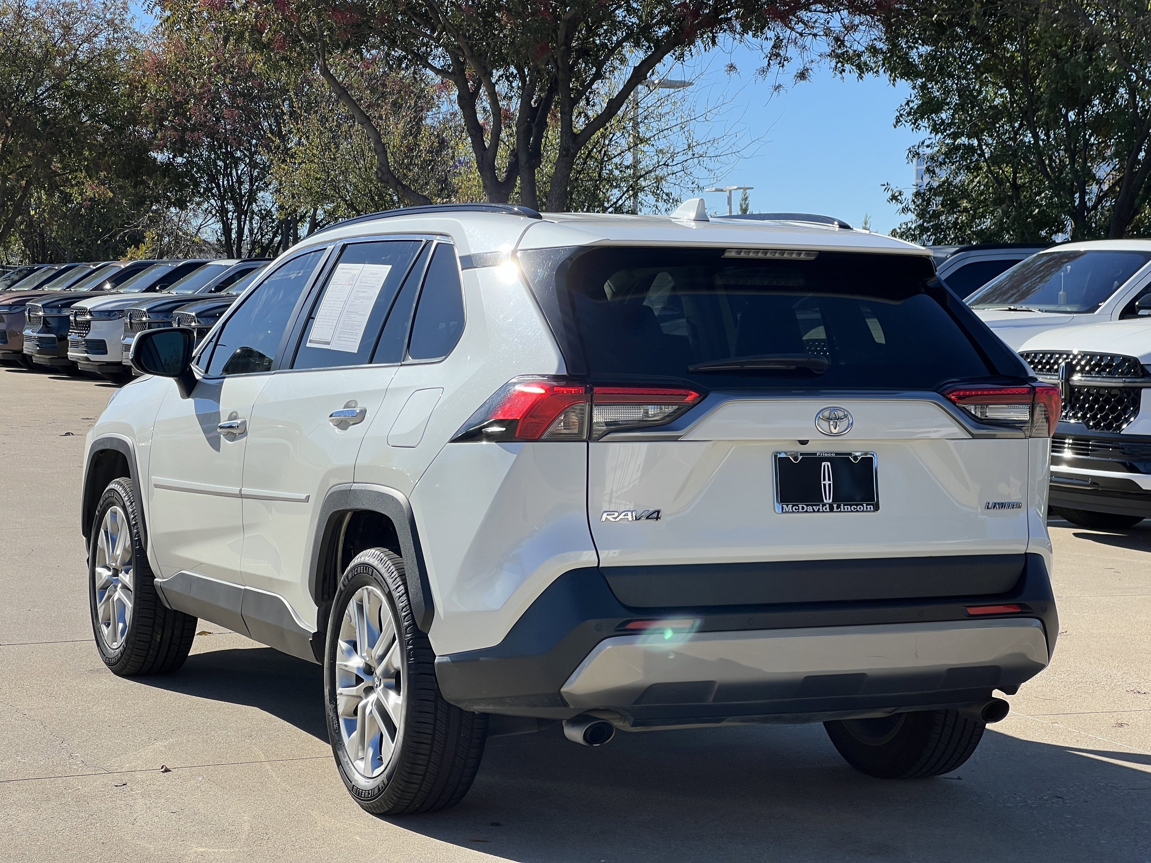 Used 2022 Toyota RAV4 Limited image 7