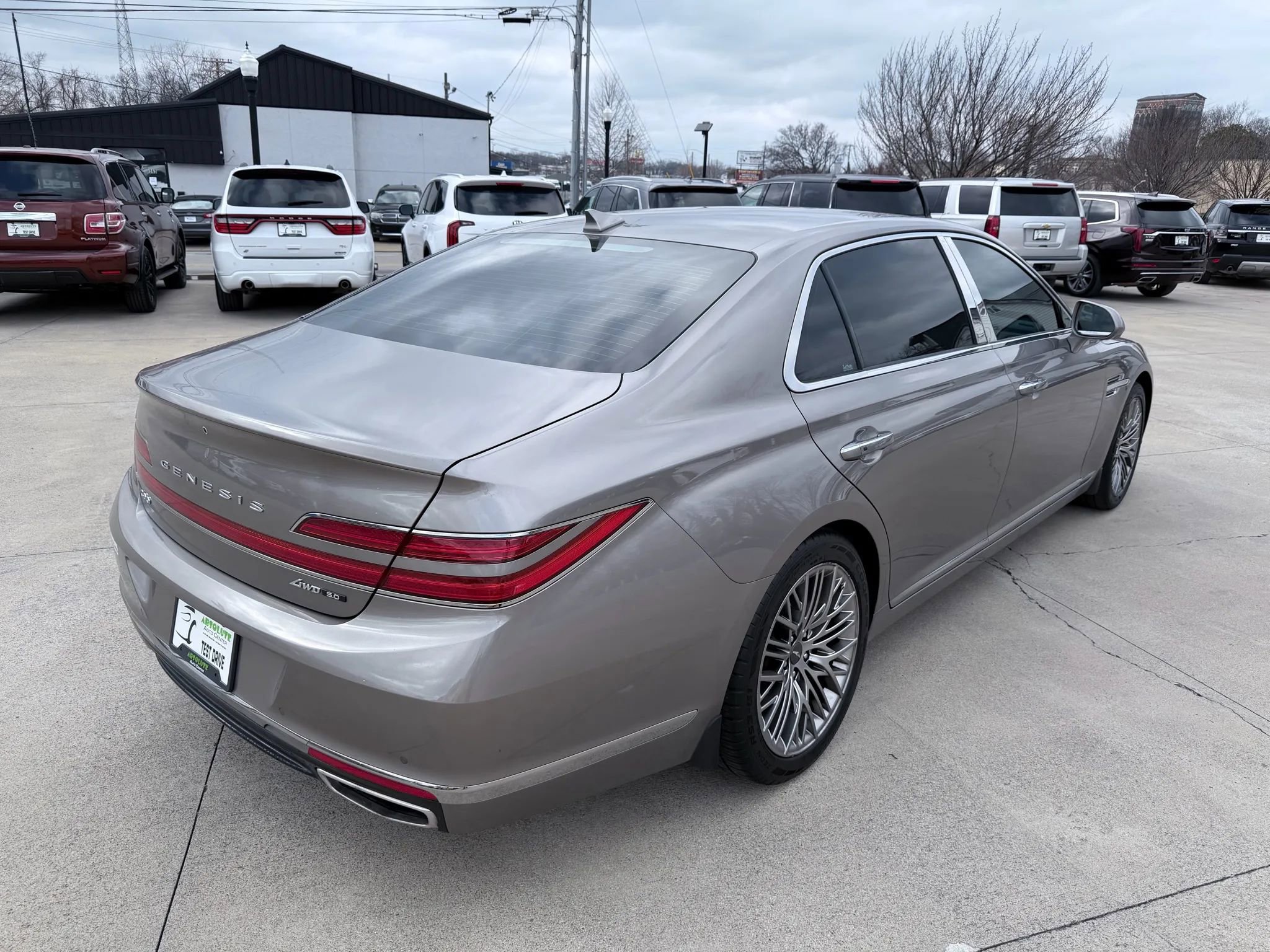 Used 2021 Genesis G90 5.0 Ultimate image 6