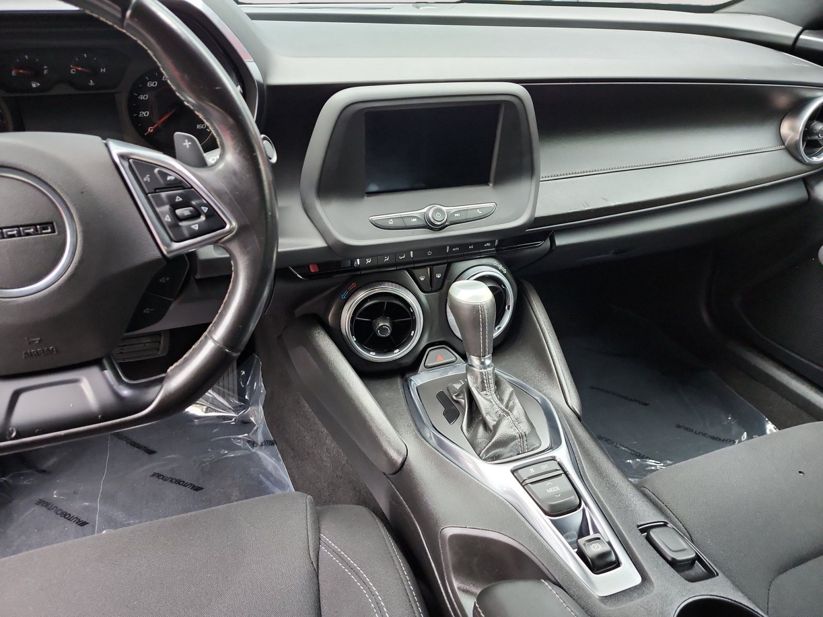 Used 2020 Chevrolet Camaro LT RWD image 12