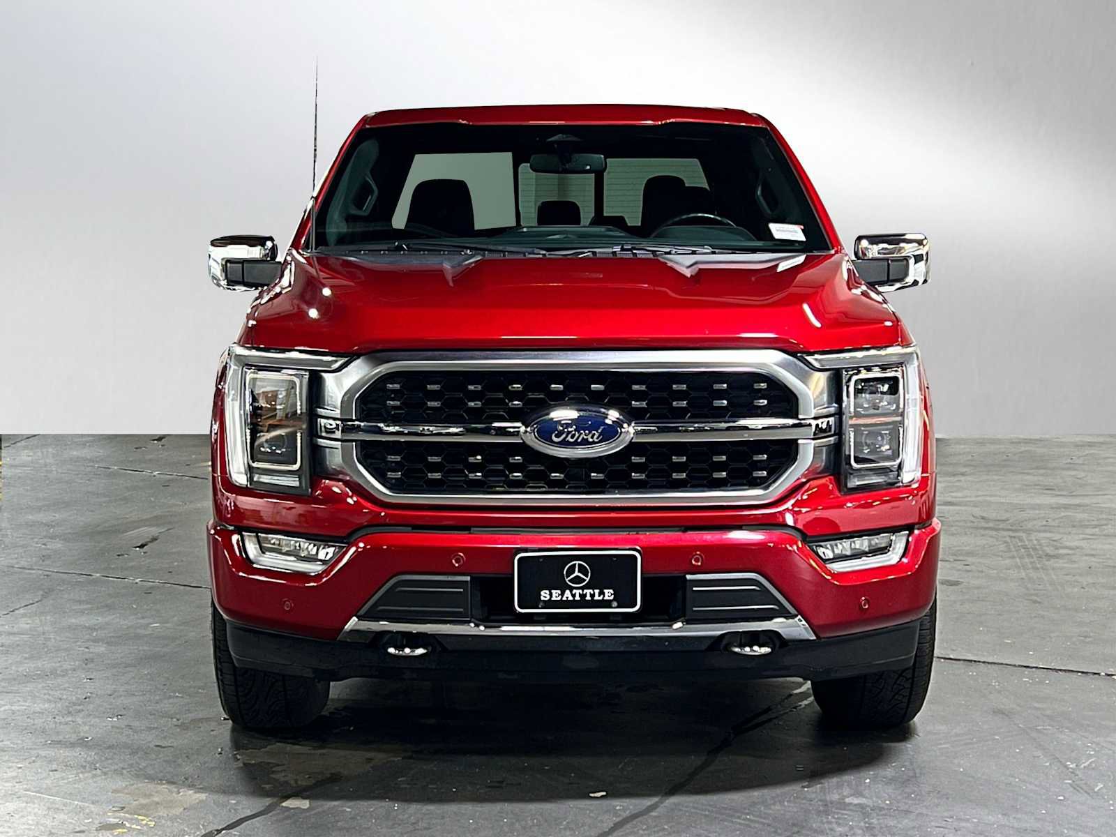 Used 2022 Ford F150 Platinum w/ Trailer Tow Package image 2