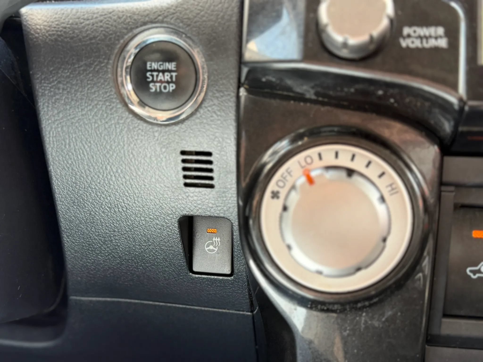 Used 2023 Toyota 4Runner TRD Off-Road Premium w/ Off Road Premium Plus Package AWD/4WD image 43