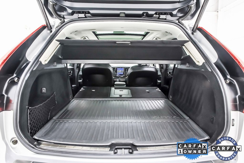Used 2022 Volvo XC60 T8 Inscription Expression w/ Advanced Package image 38