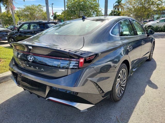 New 2025 Hyundai Sonata SEL FWD image 6