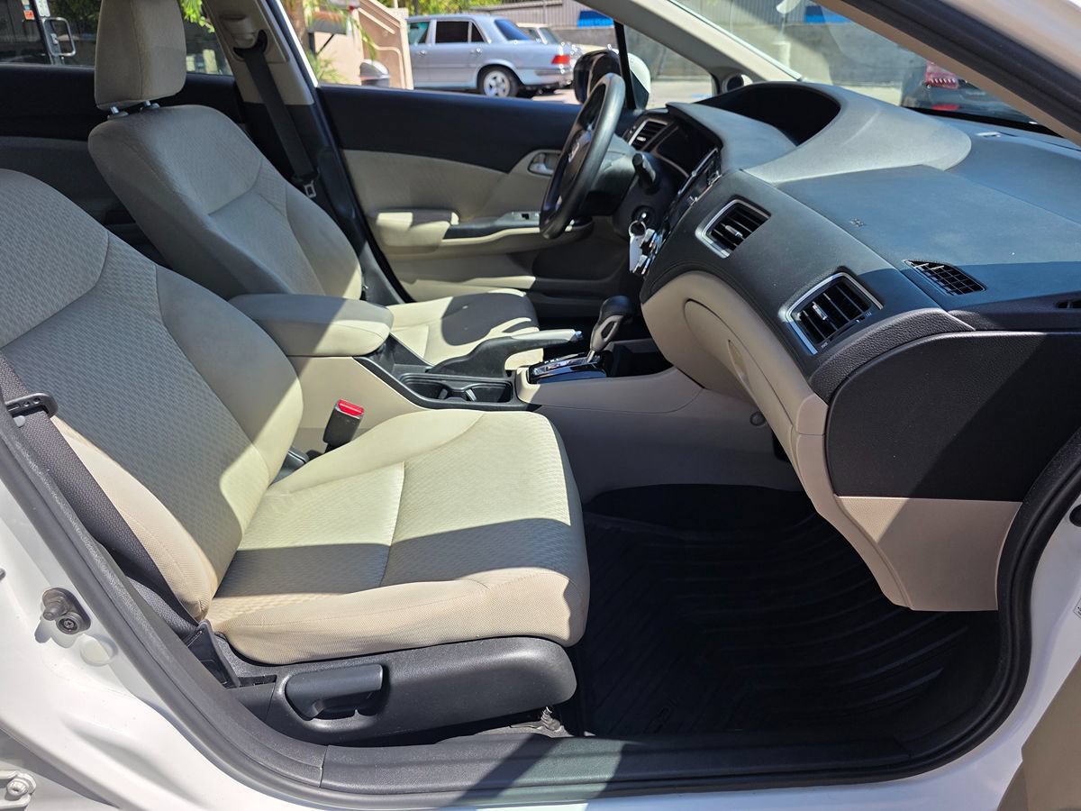 Used 2015 Honda Civic SE image 14