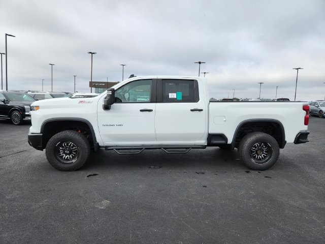 Used 2024 Chevrolet Silverado 3500 W/T w/ WT Convenience Package AWD/4WD image 4