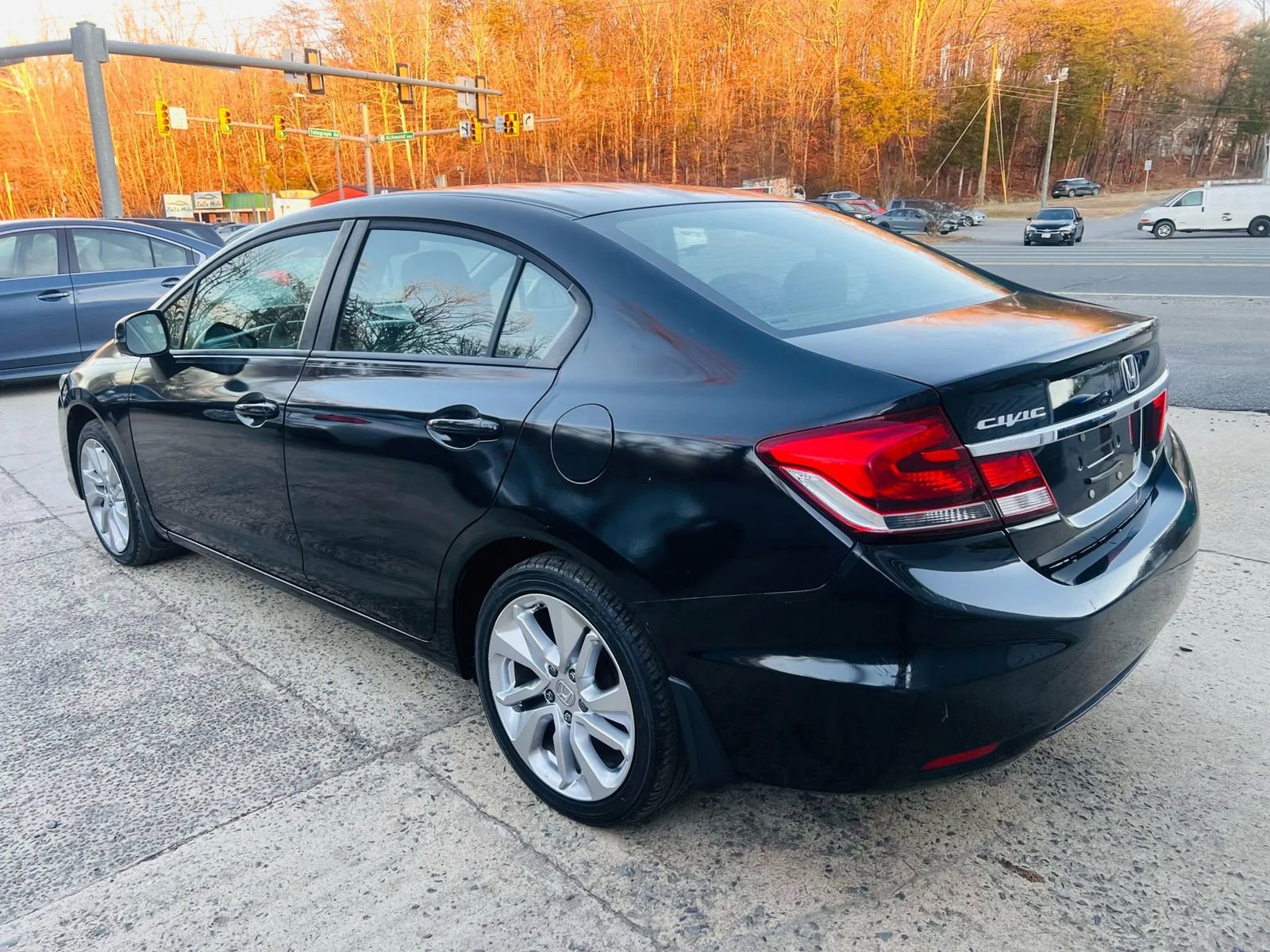 Used 2013 Honda Civic LX image 8