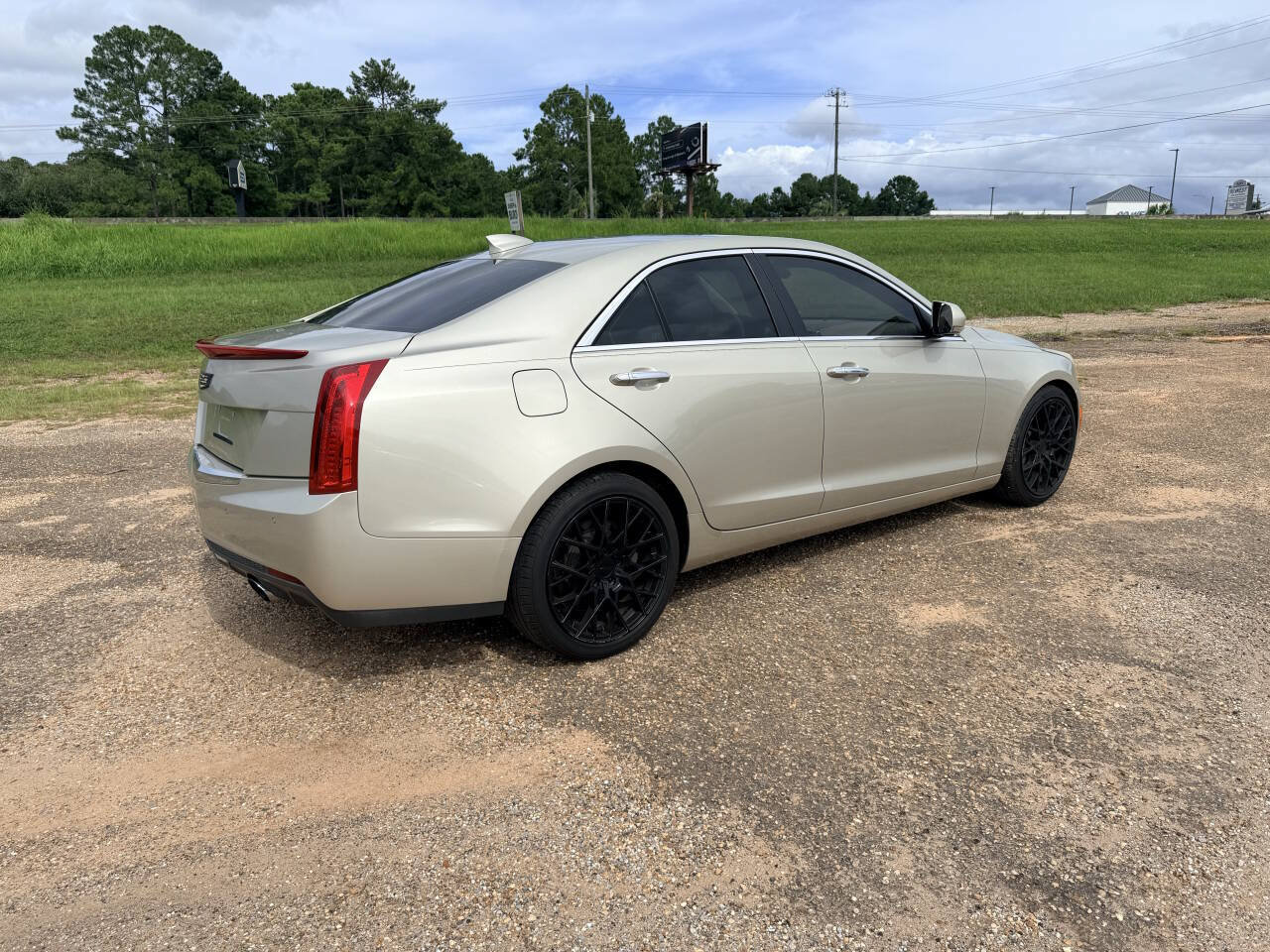Used 2015 Cadillac ATS Luxury w/ Sun And Sound Package RWD image 5