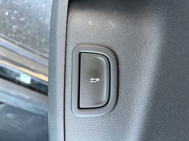 Used 2025 Chevrolet Traverse LT AWD/4WD image 33