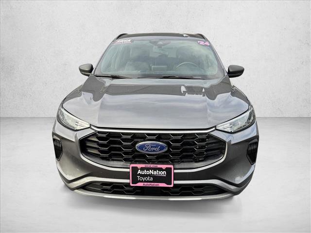 Used 2024 Ford Escape ST-Line AWD/4WD image 2