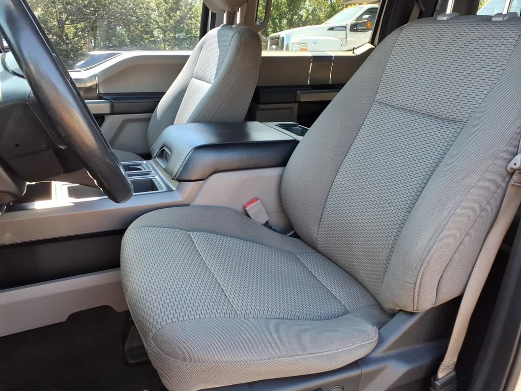 Used 2019 Ford F150 XLT w/ Equipment Group 302A Luxury AWD/4WD image 14